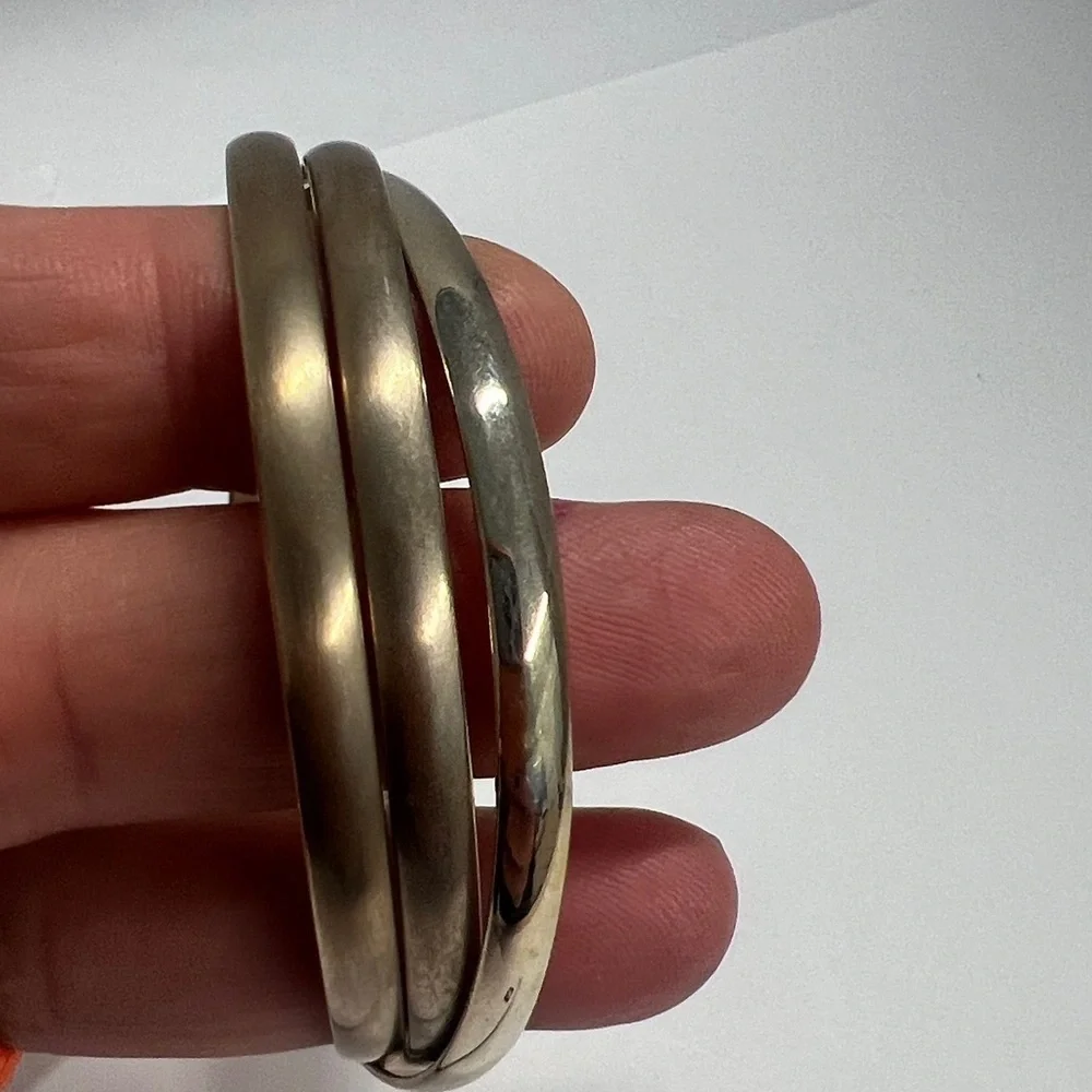 Goldtone Bangle Trinity Set of 3 Attached Banhle Bracelets